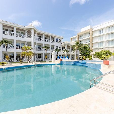 סן פדרו Grand Colony Island Villas מראה חיצוני תמונה