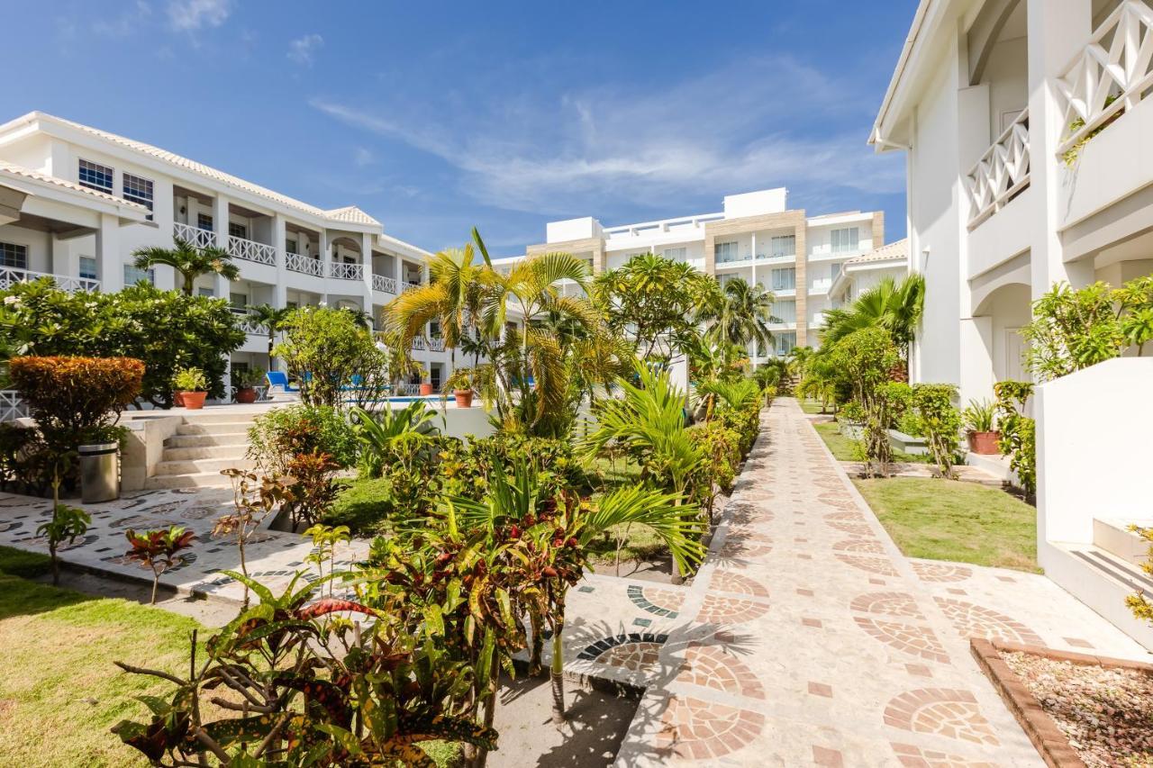 סן פדרו Grand Colony Island Villas מראה חיצוני תמונה