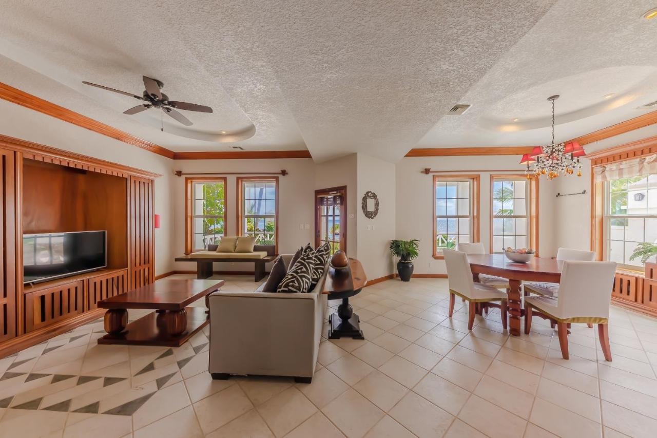 סן פדרו Grand Colony Island Villas מראה חיצוני תמונה