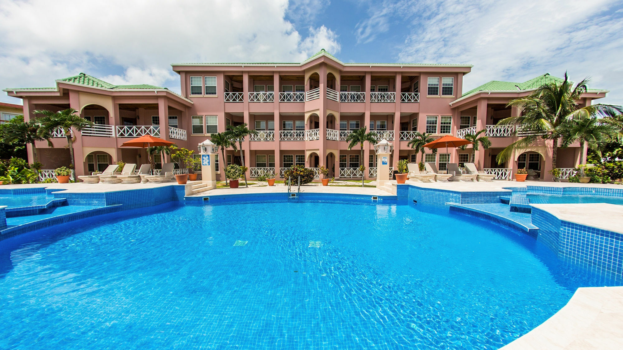 סן פדרו Grand Colony Island Villas מראה חיצוני תמונה